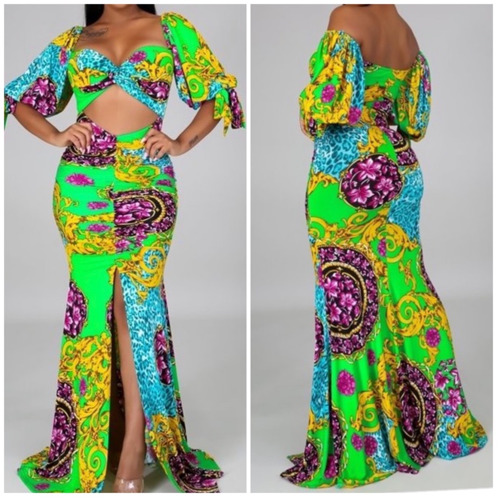 Dress - Picture 1 of 3